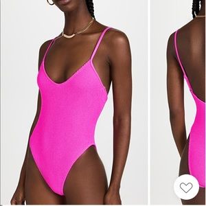 Good American swimsuit! Brand new never worn!